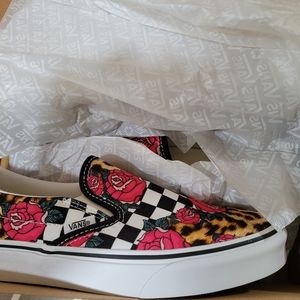 Vans pullon sneakers